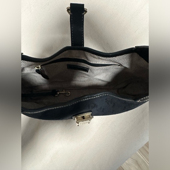 Og Dooney & Bourne mini bag - Picture 2 of 2